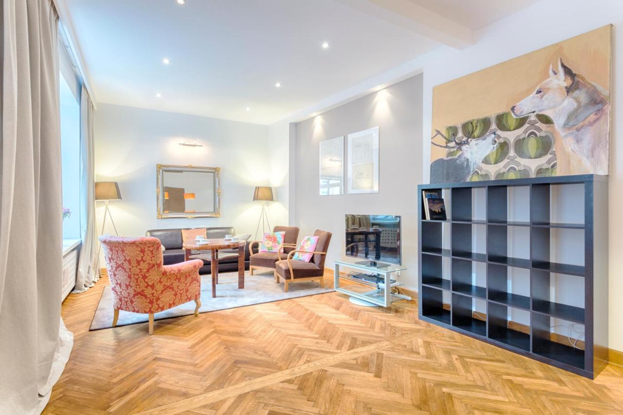 Tyzenhauz Apartments Krowoderska Street Cracovia Esterno foto