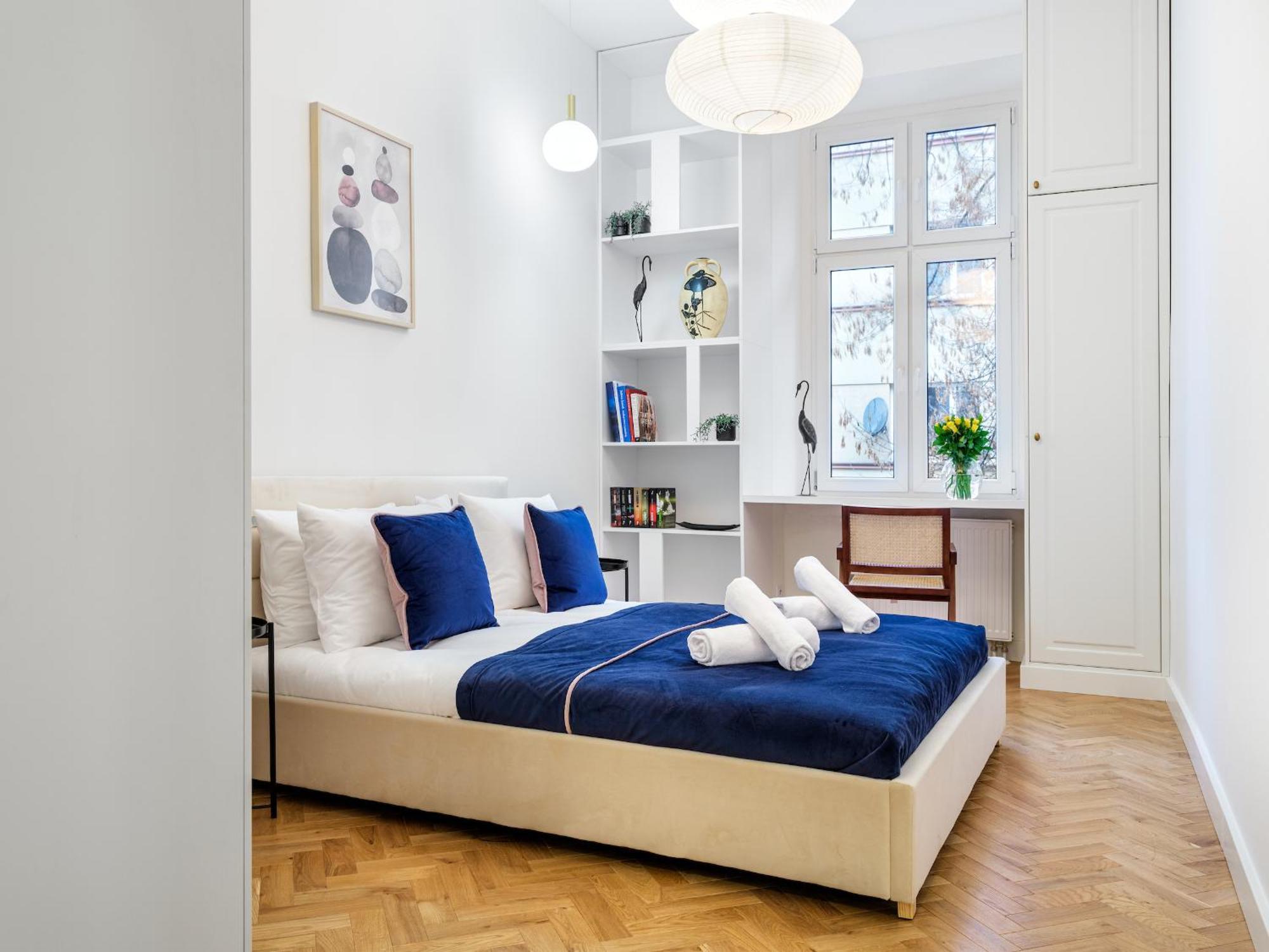 Tyzenhauz Apartments Krowoderska Street Cracovia Esterno foto
