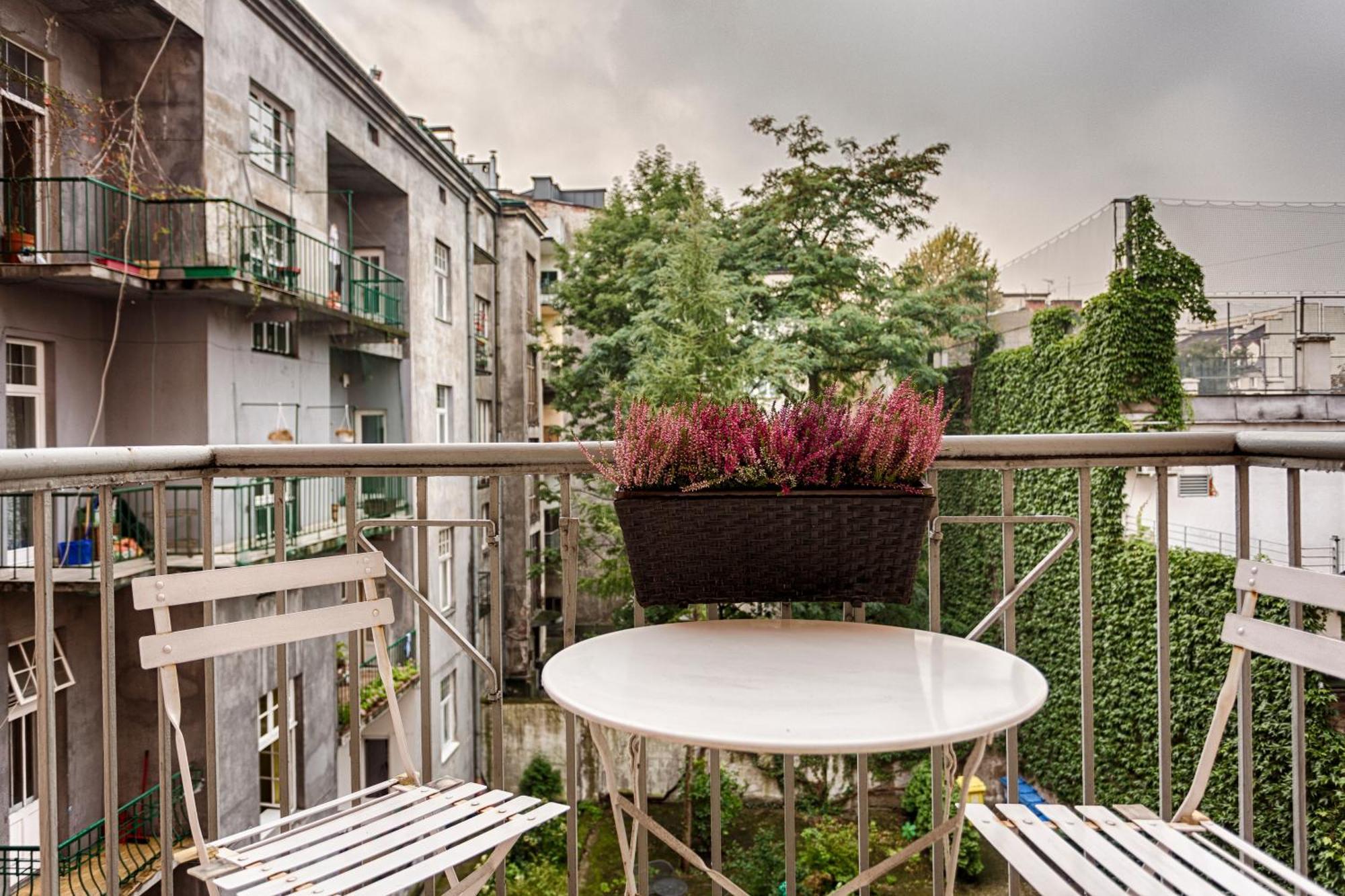 Tyzenhauz Apartments Krowoderska Street Cracovia Esterno foto