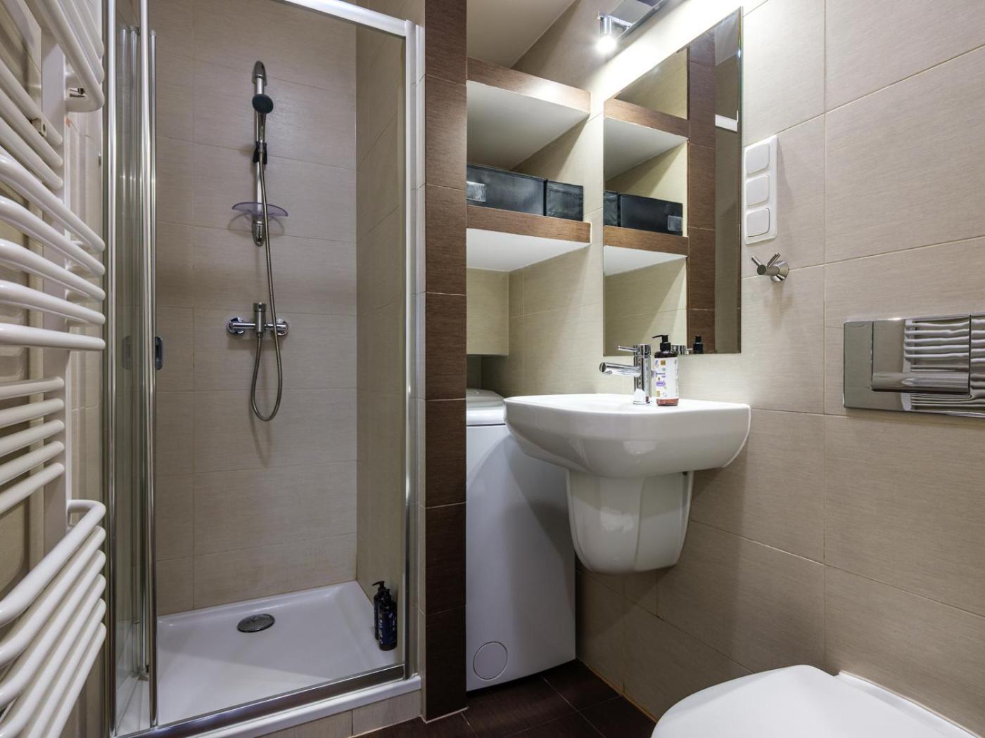 Tyzenhauz Apartments Krowoderska Street Cracovia Esterno foto