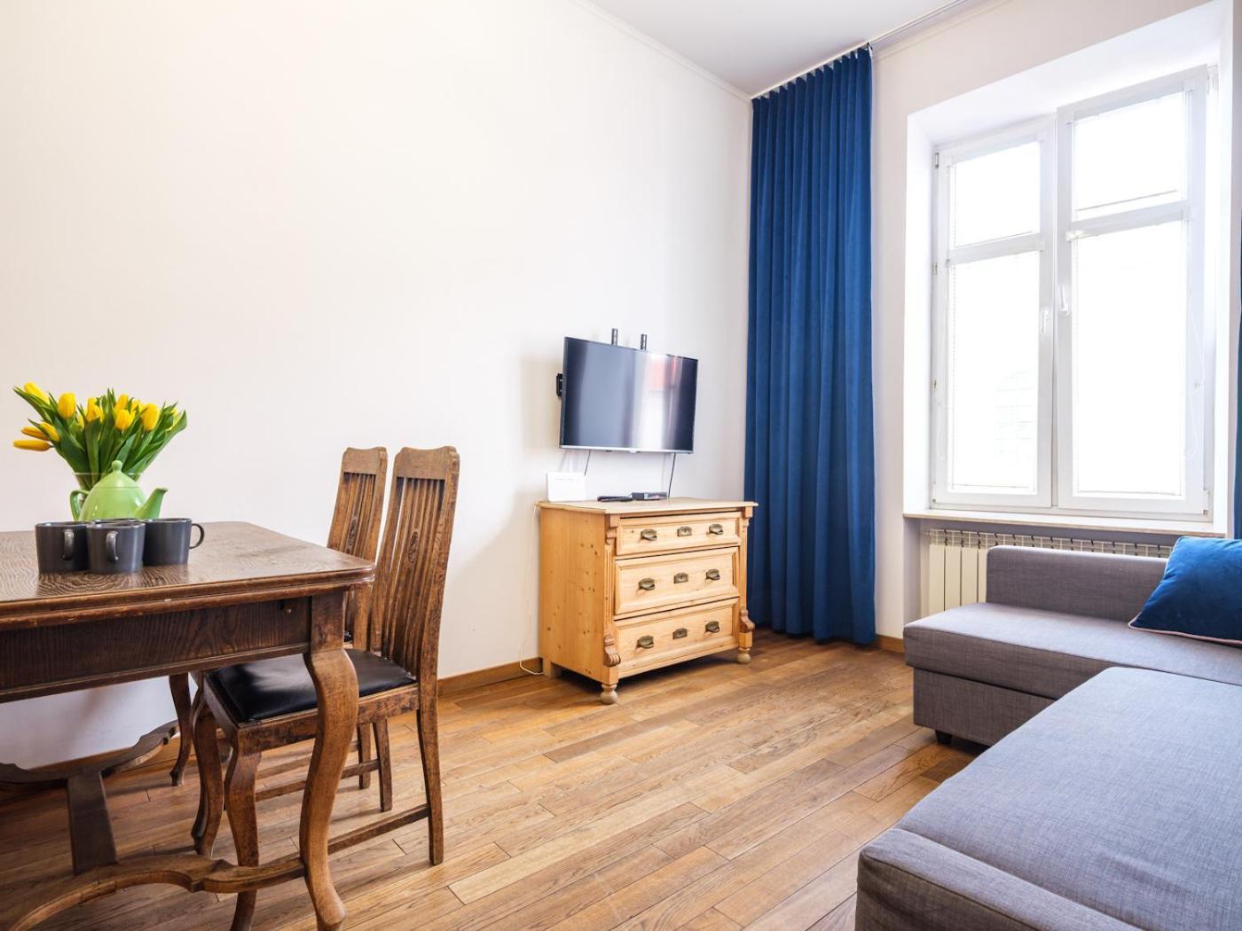 Tyzenhauz Apartments Krowoderska Street Cracovia Esterno foto